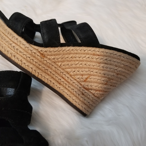 Ugg Tawnie Black Sandal 4.5" Heel Suede Sz 8 - Picture 9 of 12